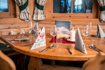 Jagdstube Kreuzwiesenalm Schmankerlhütte in der Zillertal Arena